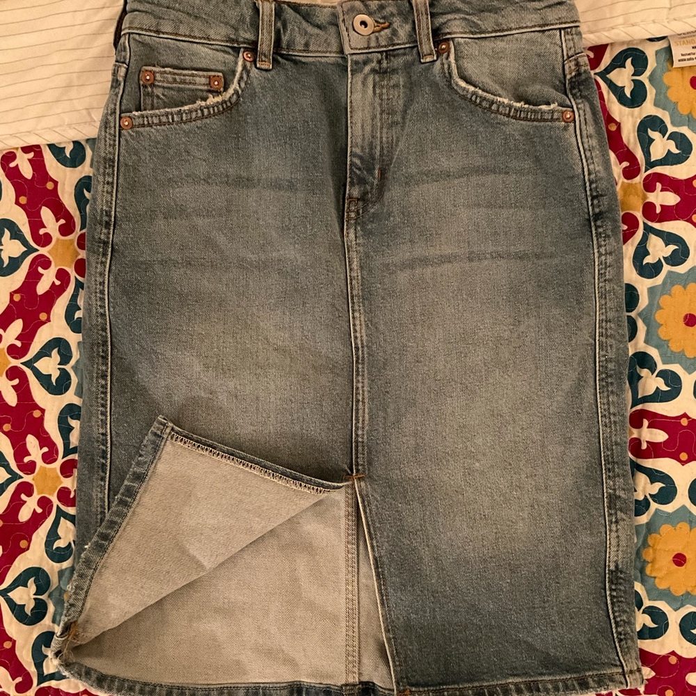 Pilcro and the Letterpress denim skirt—2